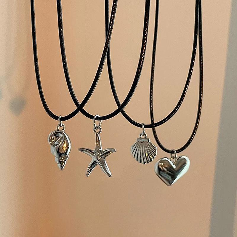 Retro Black Rope Heart Shell Pendant Necklace For Women Starfish Clavicle Chain Necklace Trendy Accessories Gift