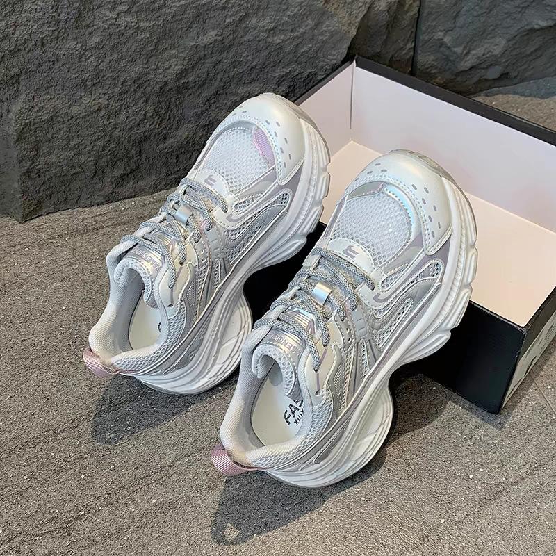 ins campus mesh dad shoes women 2025 spring and summer new thick-soled versatile breathable lightweight casual sports shoes tide