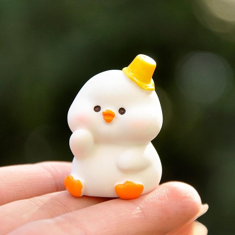 Resin Sea Animal Duck Sculpture For Indoor And Outdoor Creative Scenes