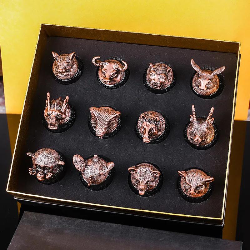 

wine set, twelve zodiac Baijiu cups, beast head spirits, small wine glasses, , light luxury retro household cups темно-сірий колір