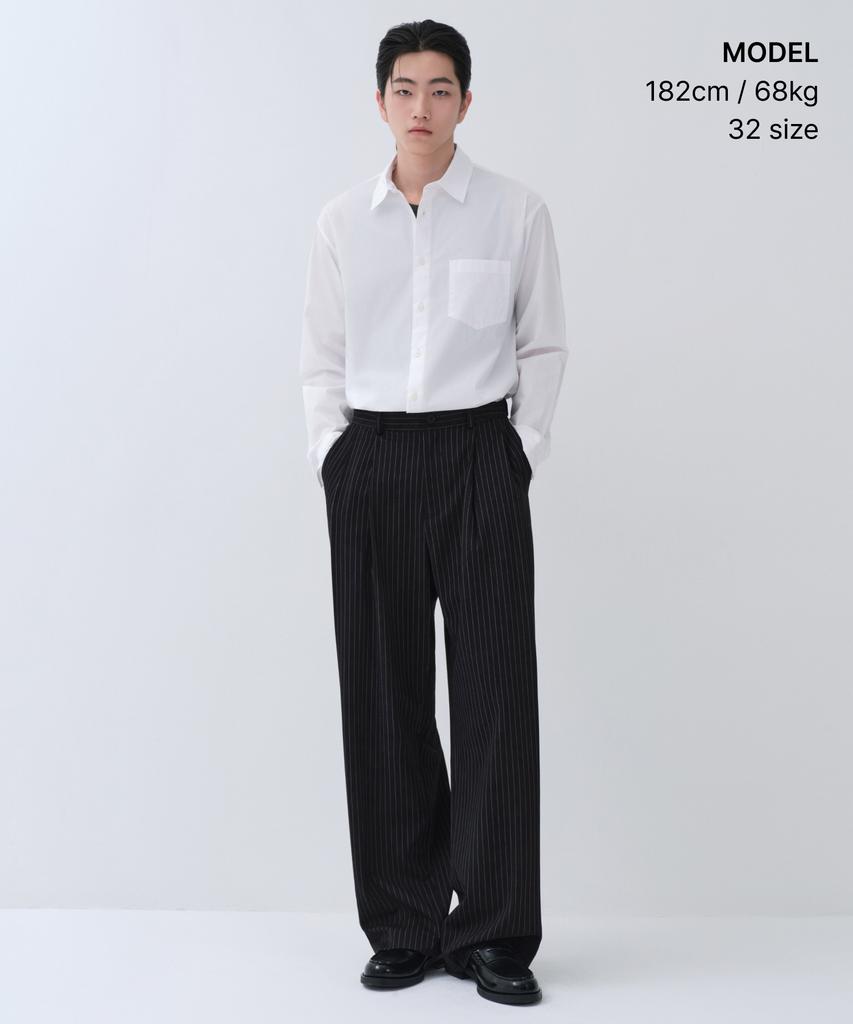 MUSINSA STANDARD Striped Extra Wide Two-Puck Hidden Elastic Waist Slacks [Black]