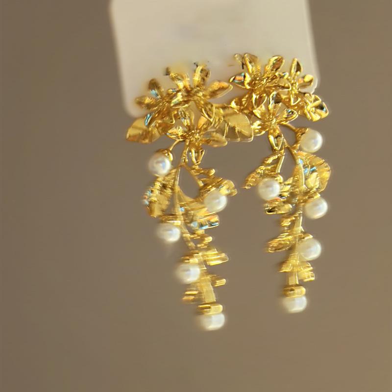 Vintage Silver Needle C-Shaped Diamond Pearl Stud Earrings - Elegant and Versatile Niche High-End Jewelry