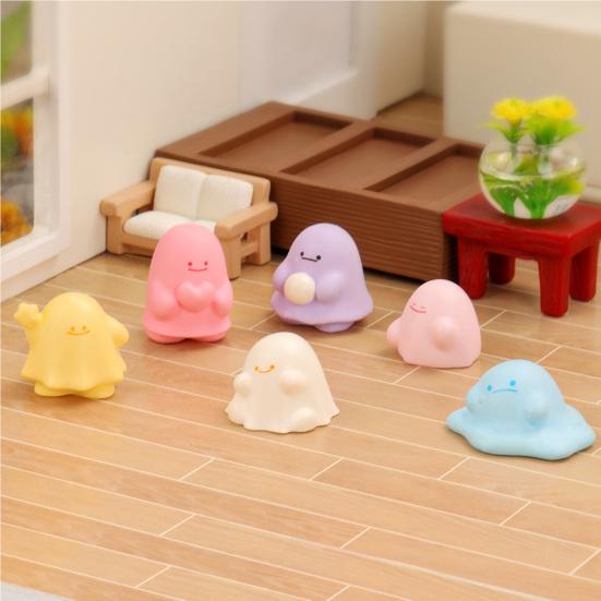 Micro Landscape Ornament with Macaron Colors Cute Ghost Shapes Dollhouse Decoration for DIY Scenes And Workstations