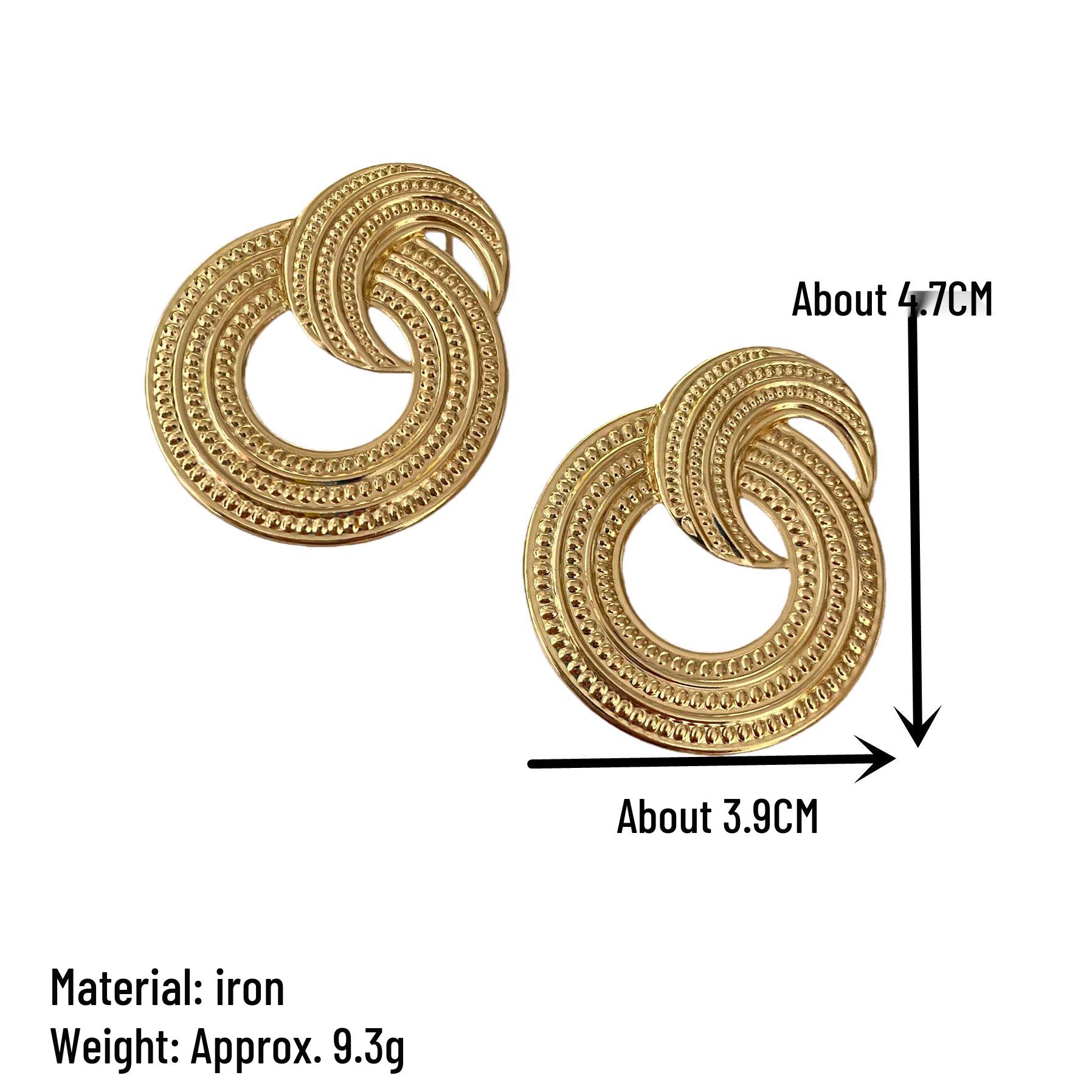 Elegant Geometric Retro Stud Earrings with Twisted Lines