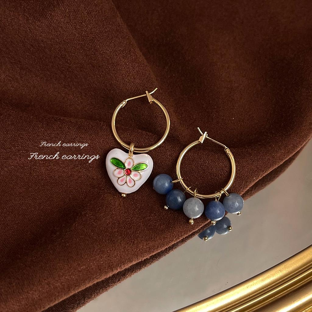 Chinese-Inspired Elegant 925 Silver Stud Earrings with Exaggerated Design