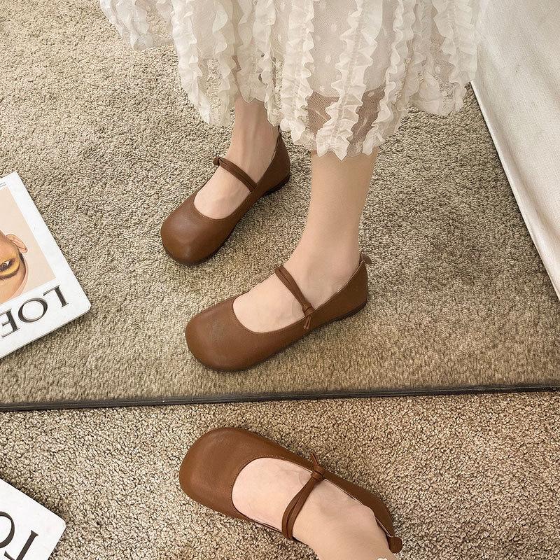 Retro shallow mouth versatile lazy Doudou shoes women's summer 2025 new late evening breeze gentle soft sole Mary Jane single shoes