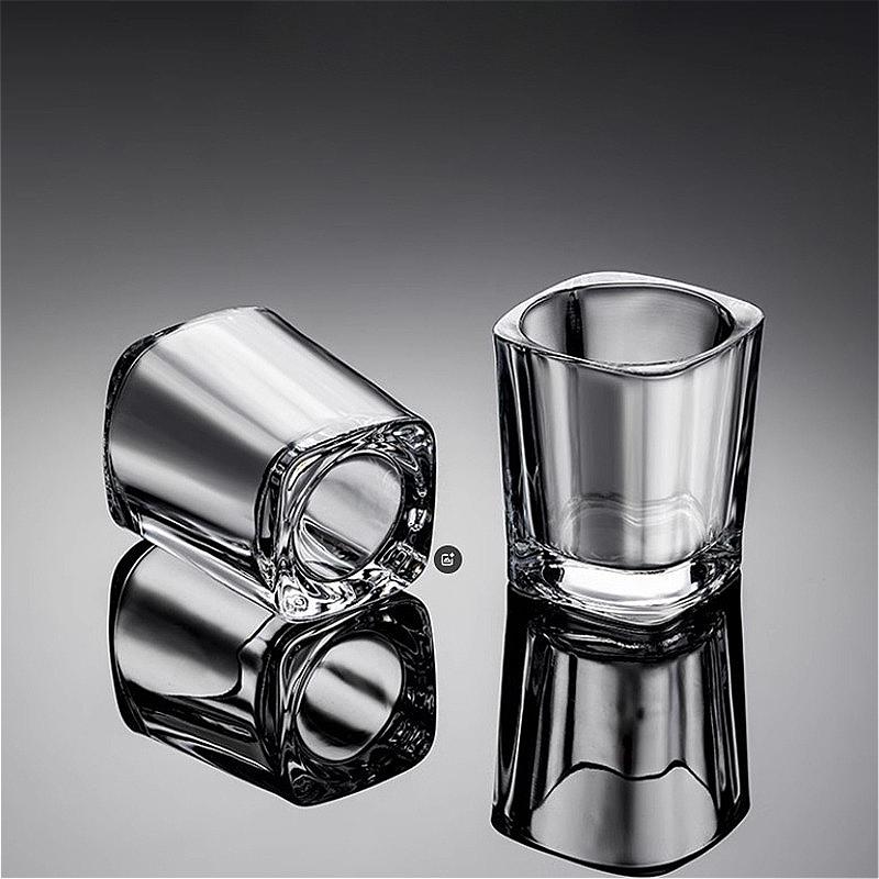 Retro Small Wine Glass Transparent Cocktail Glass Beer Cup Glass Containers for Foodglass Cups Luxury Wine Glasses Bar Glassware
