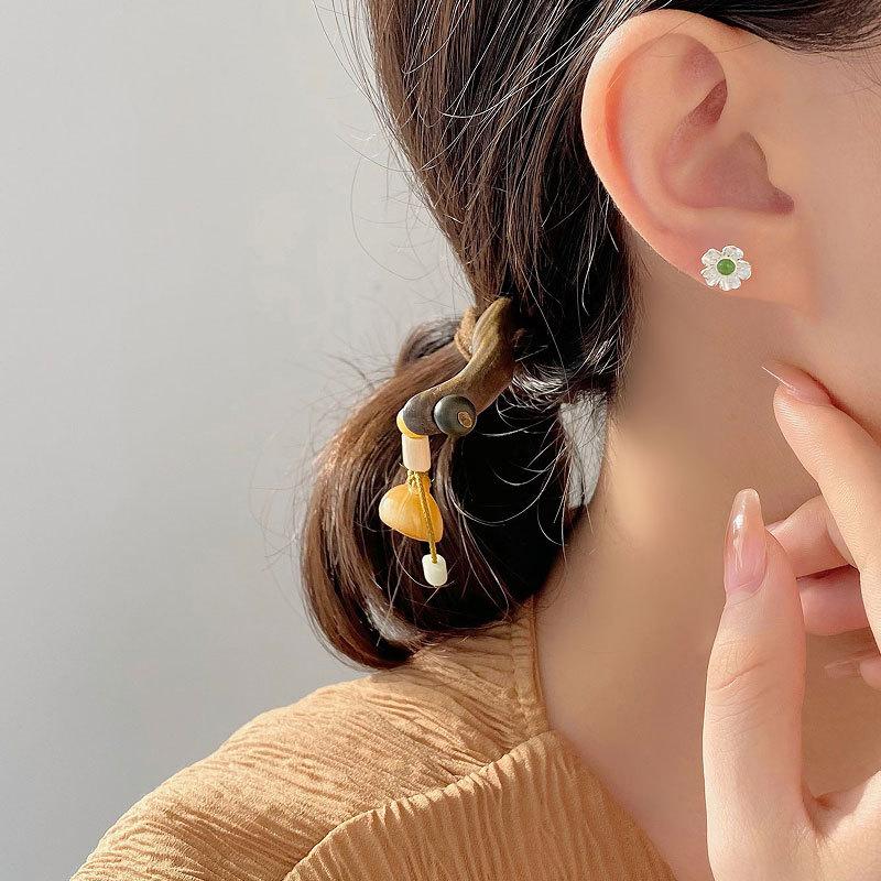 Jade Cherry Blossom Earrings Retro Personality Earrings Light Luxury High-end Earrings New Earrings