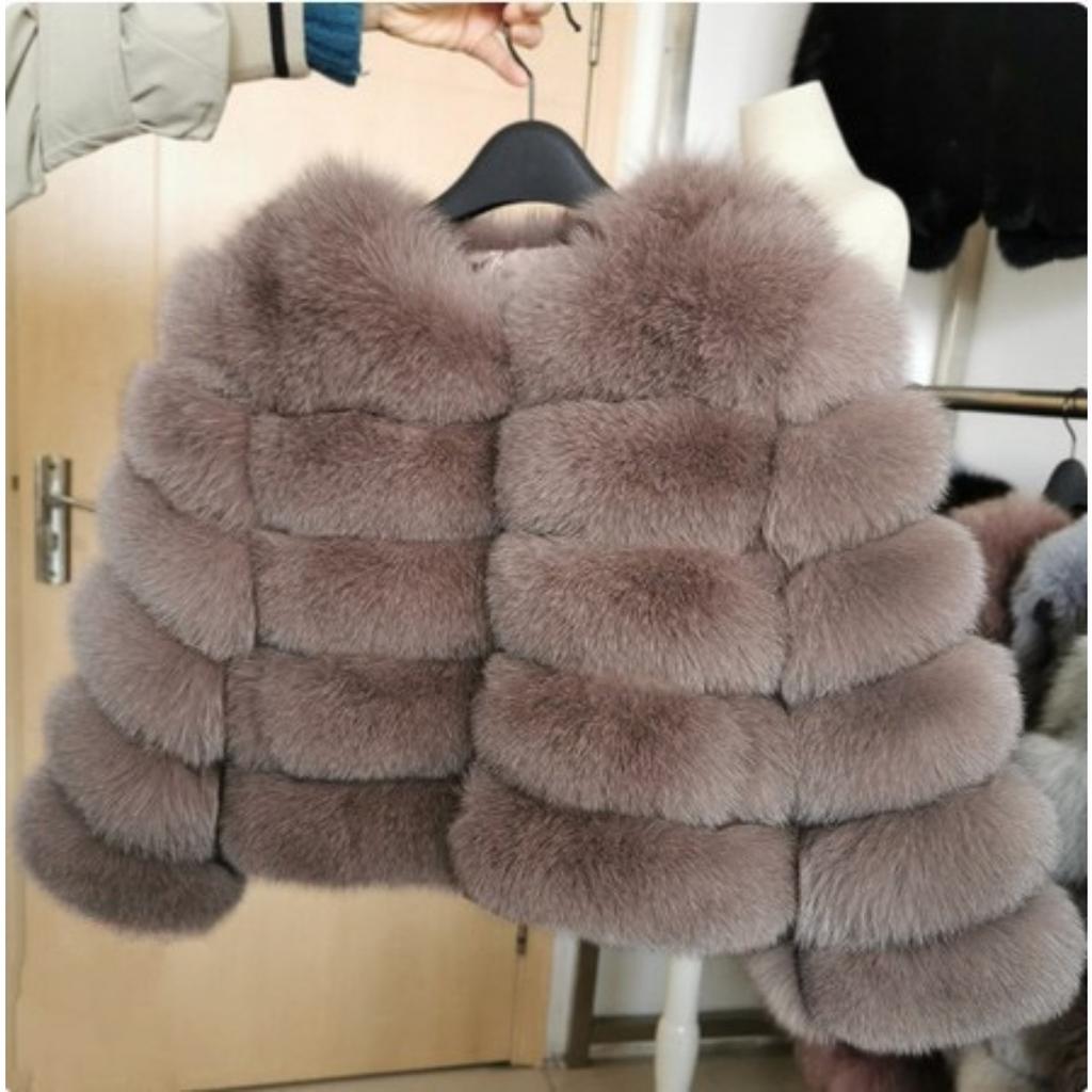VAYLA Damenmode Kunstpelzmantel Super Heiß Herbst Winter Damen Kurze Kunstfuchs Fell Flauschige Jacke Hohe Qualität Top Damen Pelzmäntel
