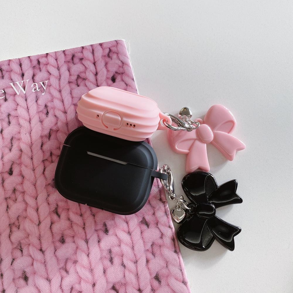 Schutzhülle aus weichem Silikon mit Schleifenanhänger für AirPods 1, 2, 3 und 4 sowie Apple AirPods Pro 2 – ein ideales Geschenk für Frauen und Mädchen.
