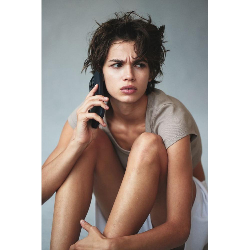 

Укороченная футболка в рубчик HM светло-серая