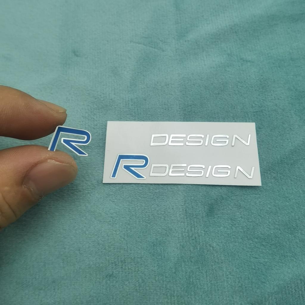 2Pcs Aluminum Car Central Control Emblem, Car Door Inner Wrist Sticker, Car Door Window Badge for XC90 XC70 XC60 XC40 V90 V60 V50 V40 S60 S90 S80 C30