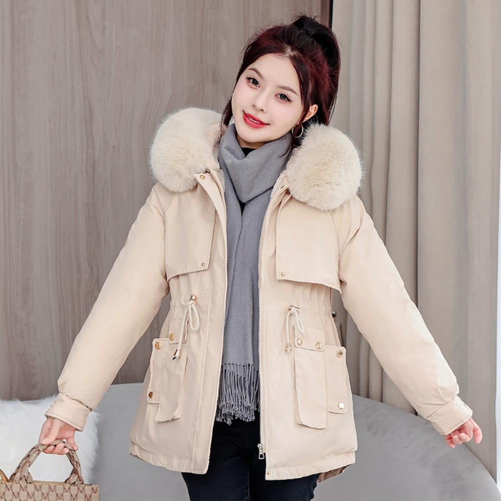 This is a Korean-style Pai winter version of a slimming and elegant cotton-padded jacket with thick fleece and warmth