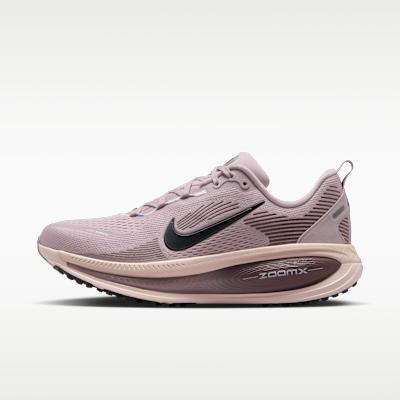 

Nike Vomero 18 Розовый Песок Красный Ил (Женский) 36