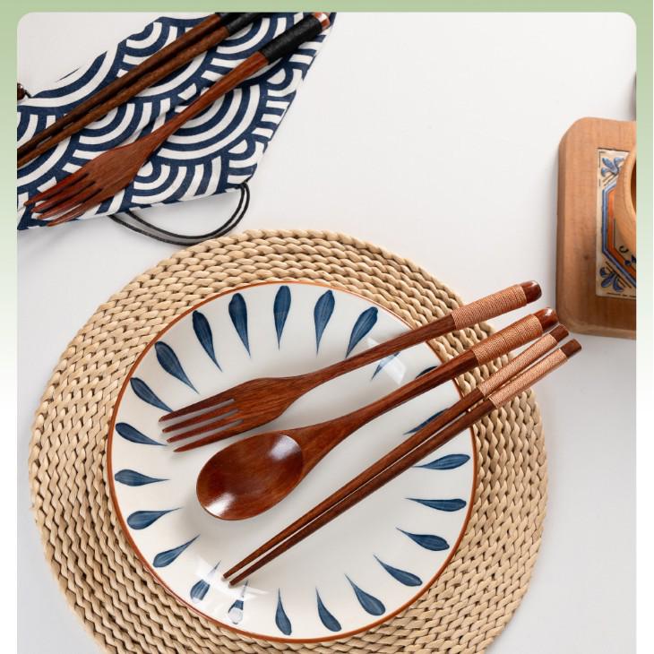 Japanese Portable Lunch Set: Cloth Bag with Wooden Spoon, Fork, and Chopsticks