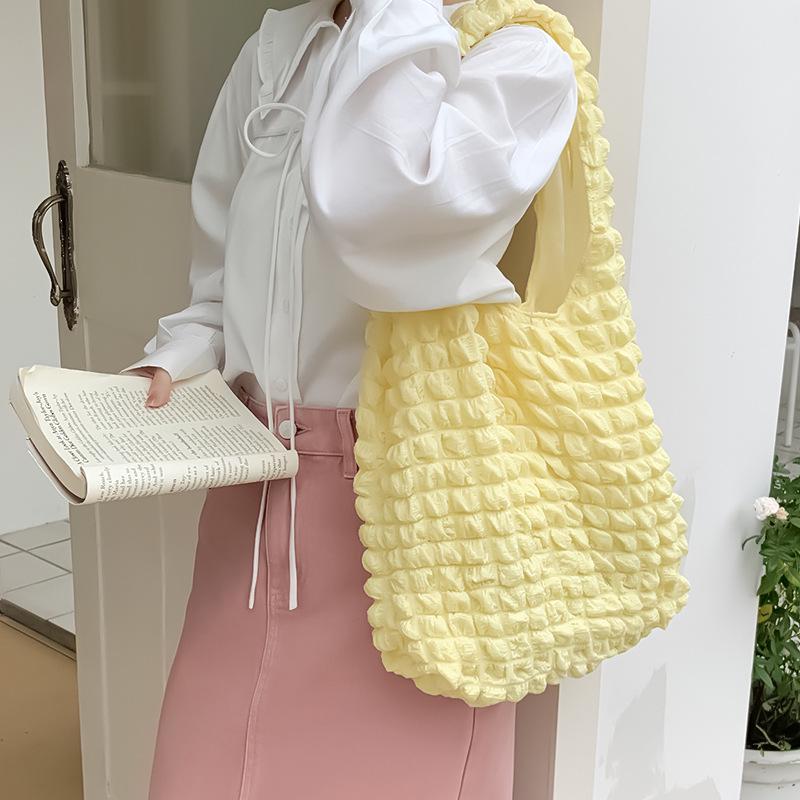 Korean Style Cloud Bubble Pleated Shoulder Handbag for Women, Large Capacity Mother-and-Child Cloth Bag