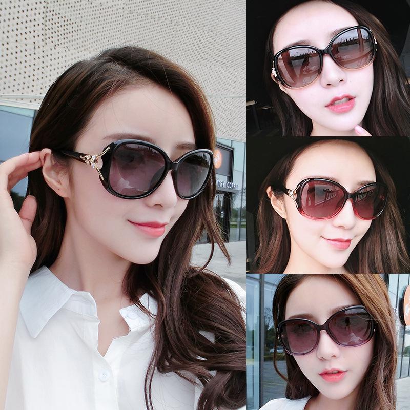 Elegant Fox Oval Sunglasses: Women's Summer Gradient Sun-Blocking Frames with Camellia Design