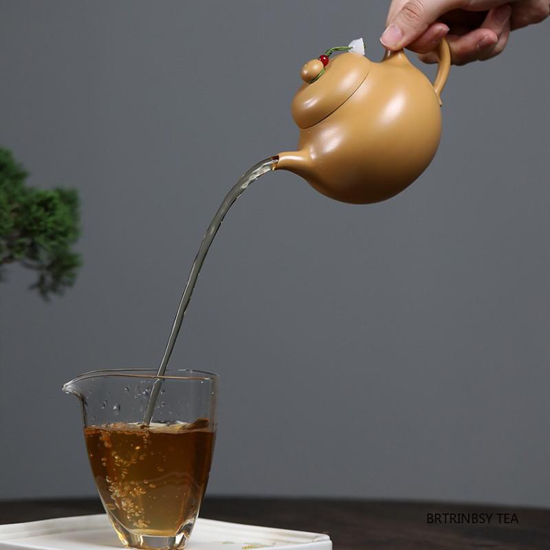 Tradition Yixing Purple Clay Teapot Chinese Handmade Tea Pot Household Beauty Kettle Raw Ore Zisha Tea Set Accessories 250ml