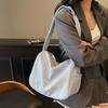 Large-capacity bag women's summer versatile 2025 new simple casual shoulder messenger bag class commuter tote bag