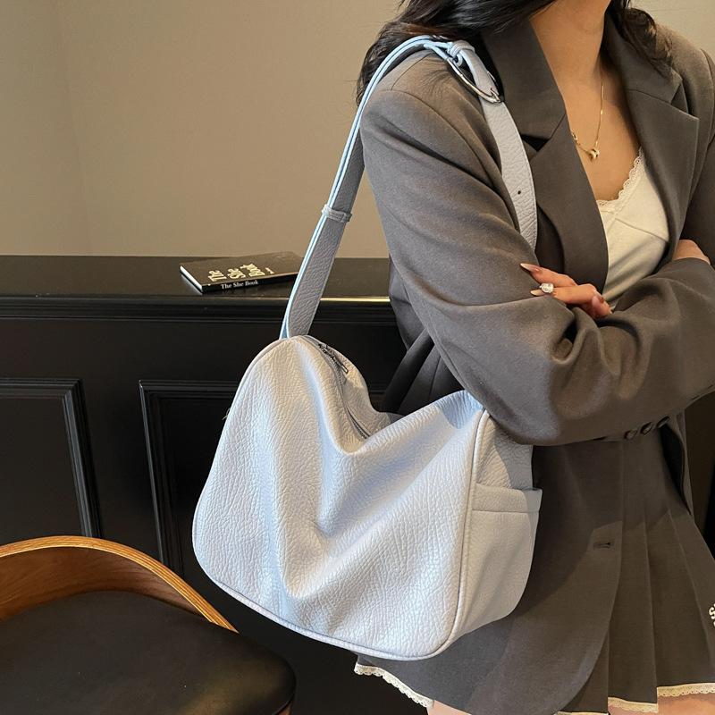 Large-capacity bag women's summer versatile 2025 new simple casual shoulder messenger bag class commuter tote bag