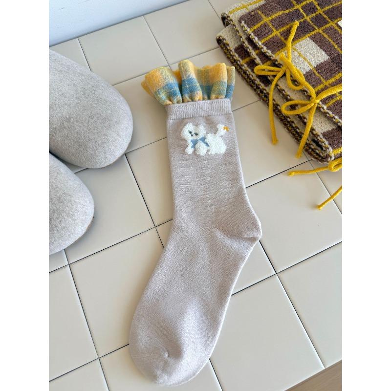 

The Checkered Cartoon Series of Faux Cashmere Warm Socks and Women s Mid-calf Socks Are Trendy and Cute, with A Ballet Style 1 pair бежевий