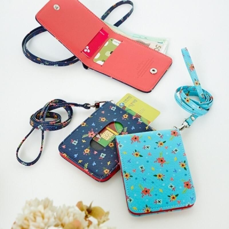 

Strap Folder Wallet Emerald Flower