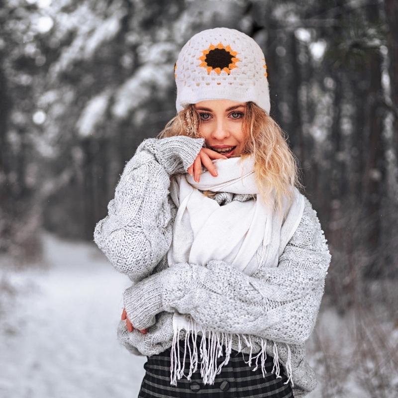 Elegant Bucket Hat Floral Granny-square Crochet Hat Holiday Decors Vacation Hat Western Cloch Style for Schoolgirls