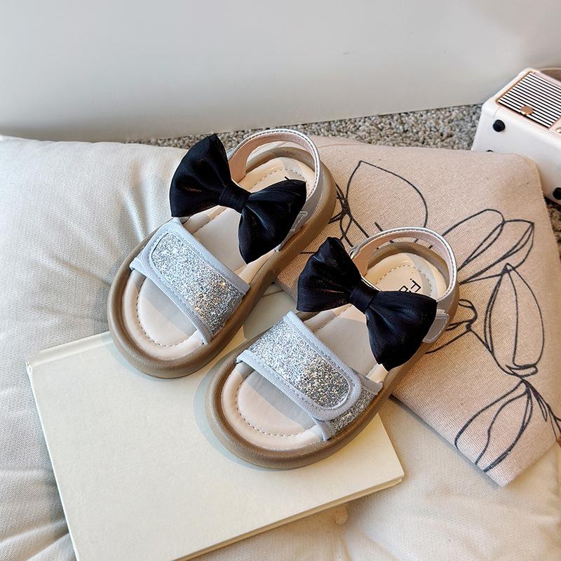 Fashion Girls' Sandals Summer New Style Kids Shoes Soft Soled Girls Shoes Simple Child Sandal Anti Slip Beach Shoe