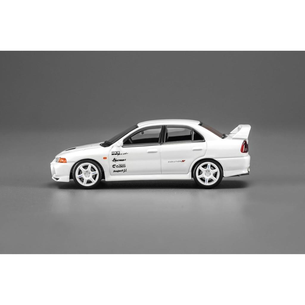 FREESTYLE MOTORHELIX 1/64 Mitsubishi Lancer Evolution IV GSR Kansai Livery White Diecast Model Car M64025