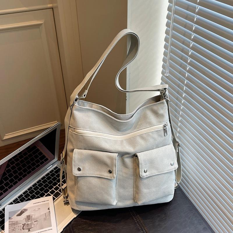 2025 fashion trend texture casual shoulder messenger bag autumn and winter new bag personalized women's tote bag