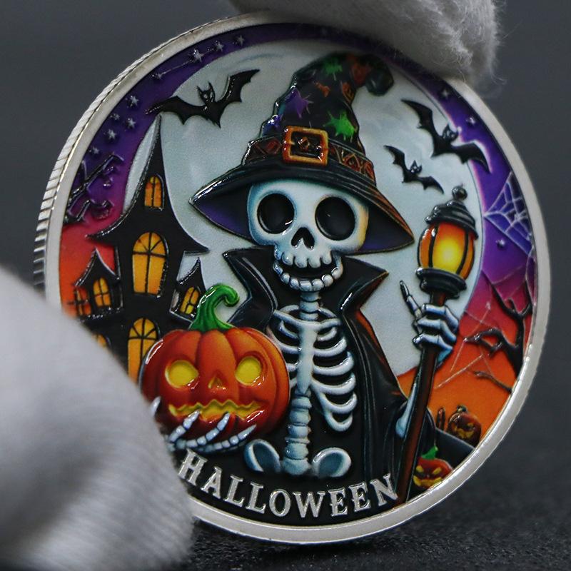 Halloween gold and silver plated commemorative coins, collectible coins, baked paint, high relief, handicrafts, printed coins, commemorative medals серебряный