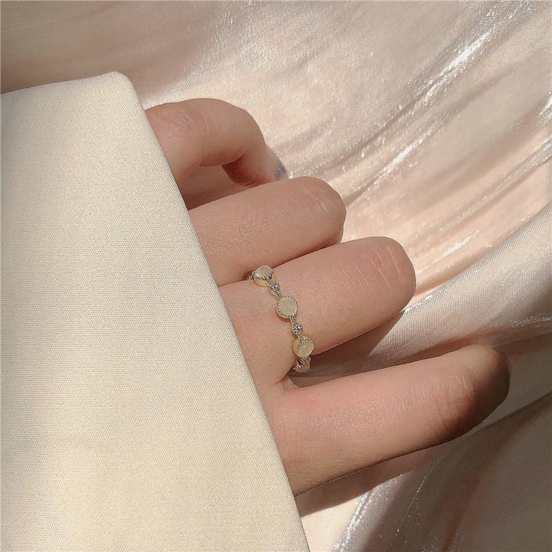 Shape Fashionable Heart Copper Ring For Women With Adjustable Fit And Unique Style