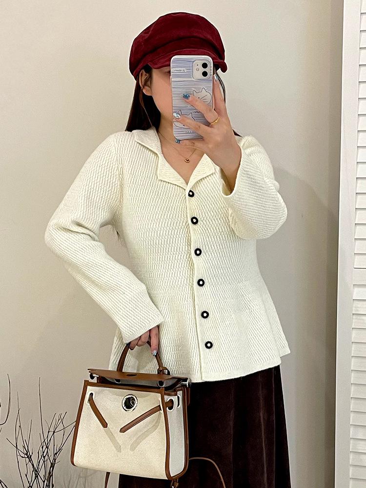 Plus Size Elegant Suit Collar Xiang Style Jacket Winter Knit Cardigan for Women