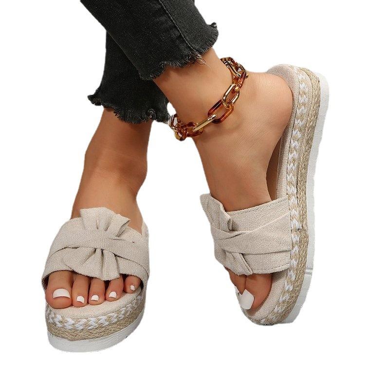 Außenhandel große Größe dicksohlige Hausschuhe Damen 2025 neue Schleife Stroh gewebt Absatz Absatz erhöhende Hausschuhe