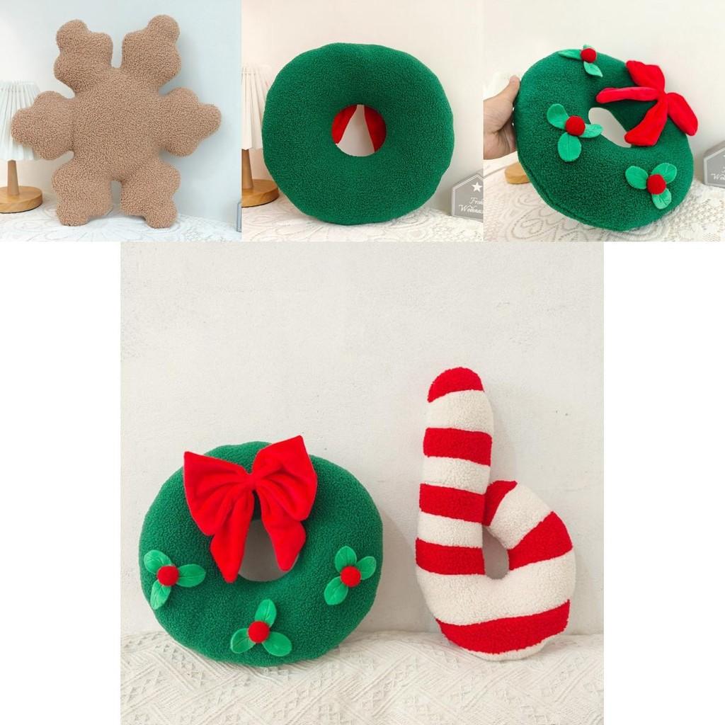 Adorable Cartoon Plush Christmas Snow House Wreath Snowflake Cushion Toy Gift
