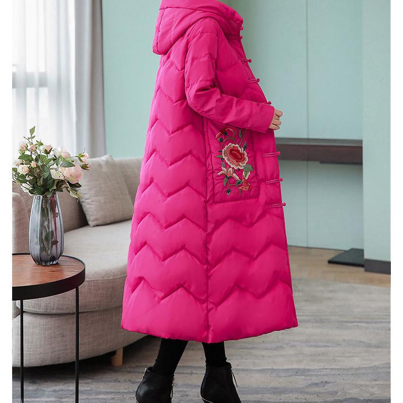 Mittellange und lange Baumwollgepolsterte Damenkleidung 2024 neue bestickte Kniepolsterjacken windgepolsterte Kleidung verdickte Winterkleidung schwarz