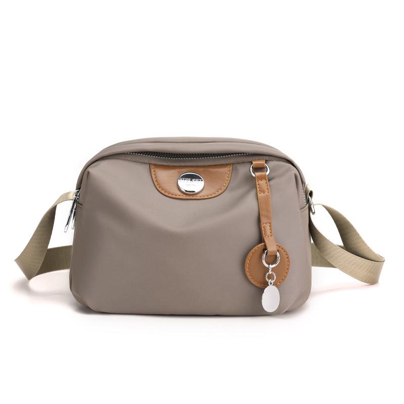 

Женская легкая сумка кроссбоди из ткани Оксфорд 2025 года – Модная, универсальная, однотонная сумка через плечо 22*10*15 cm