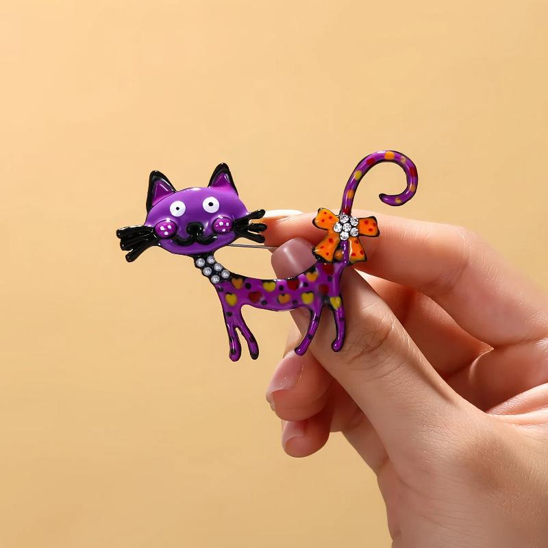 Cartoon Dripping Oil Cat Brooch Color Enamel Animal Corsage Ladies Coat Suit Pin Cute Decoration