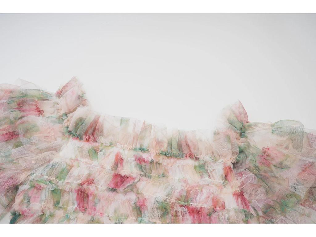 Middle Eastern Floral One-Shoulder Short Dress, Fresh and Sweet Commuter Style with Popular Embroidered Design