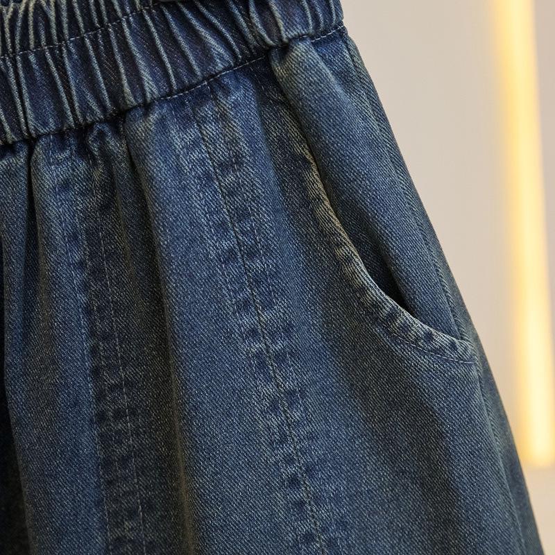 Modische Damen-Denimhose mit geschwungenem Bein - Frühling/Sommer, mit Bündchen, Neun-Punkt, Bananen-Stil