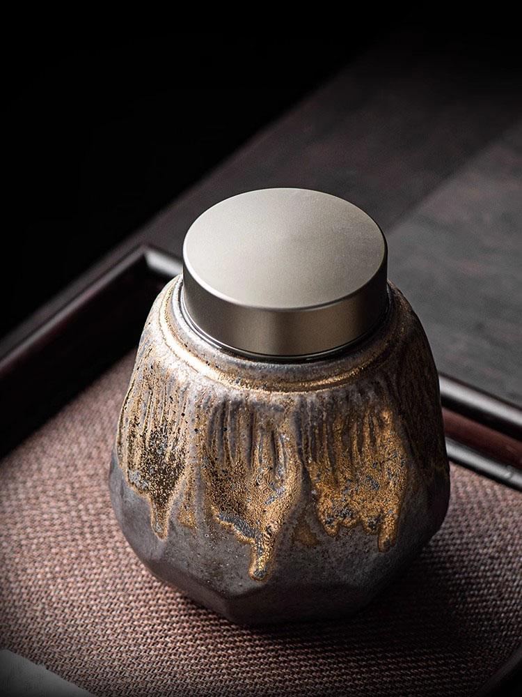 Vintage Ceramic Storage Jar Creative Stoneware Sealed Tea Jar Home Portable Candy Nuts Coffee Beans Medicinal Herb Storage Box