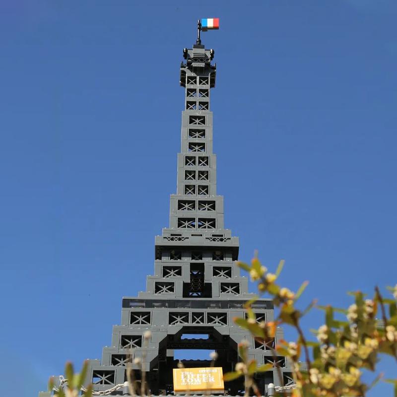 Toys MOC Bricks Eiffel Tower France Paris City Architecture Model 976 Pieces Building Blocks Construction for Kids Adults Gifts