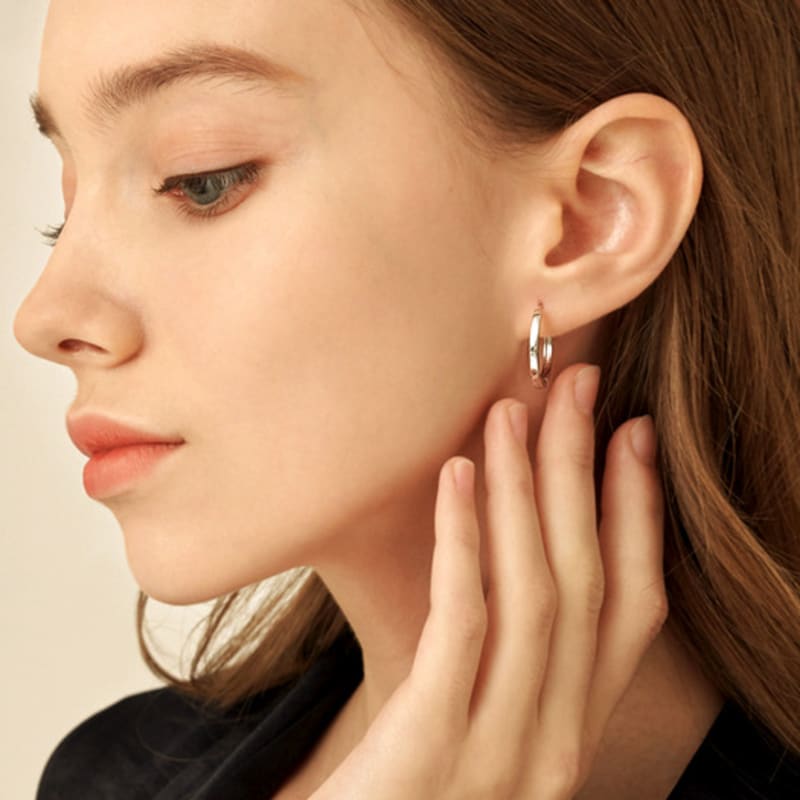 GEIGER Jewelry Flat One-Touch Silver Earrings GISVEE034