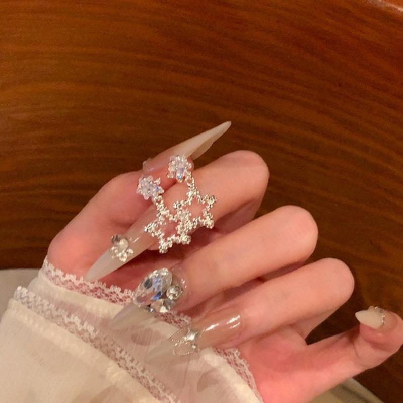 Korean Explosive Zircon Simple and Exquisite Star Stud Earrings Women's Light Luxury High-end Earrings Temperament Sweet and Versatile Earrings