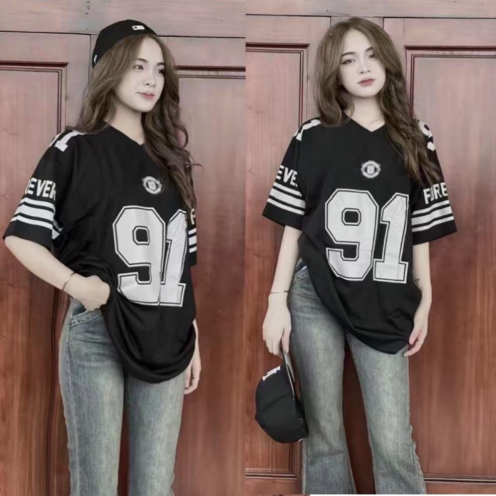 Basketball printed short-sleeve T-shirt with neck detail, trendy football-style top for summer