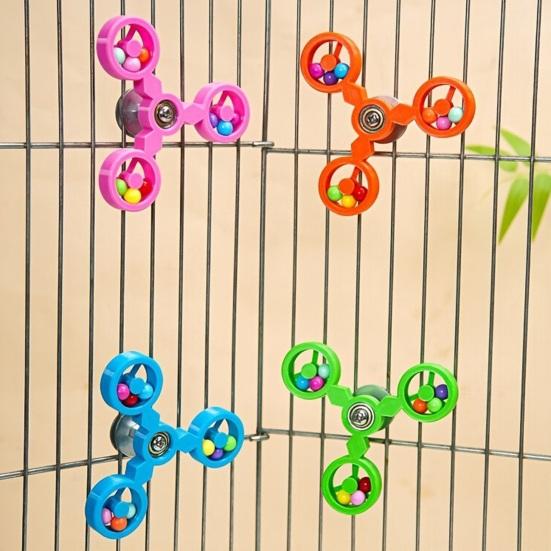 Haustier Kauspielzeug Starke Saugnapfbefestigung Vogelkäfige Buntes Ball Design 360-Grad-Drehung Stressabbau Interaktives Papageienspielzeug