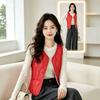 New women's down cotton vest in autumn and winter, piled and thickened to keep warm, wearing short V-neck sleeveless vest