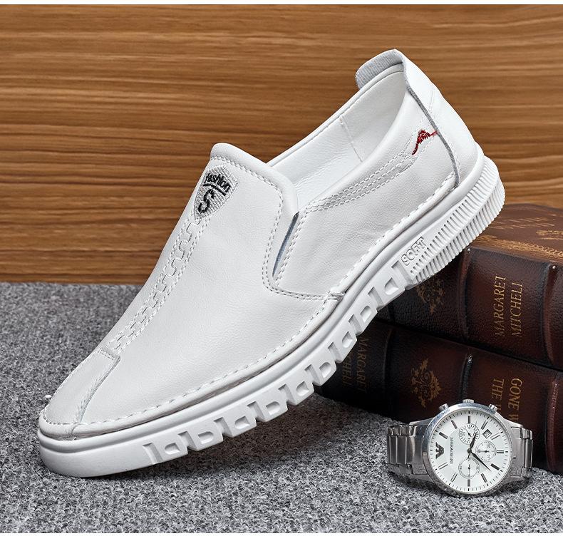 2025 Frühling und Herbst Herren Handgenähte Lässige Lederschuhe Herren Leder Atmungsaktive Bequeme Fahrschuhe Weiß 9557