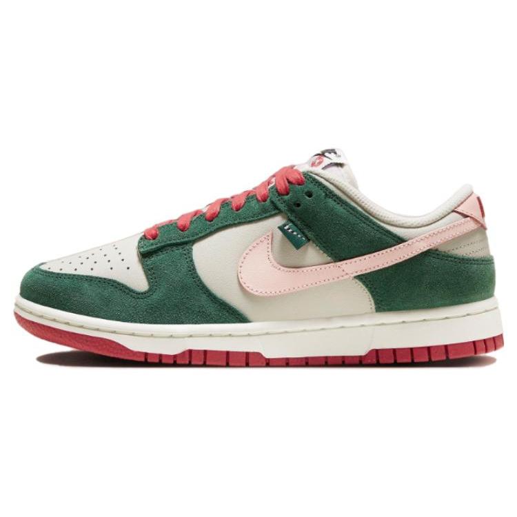 

Новые женские кроссовки Nike Dunk Low Se All Petals United Fir Green FN8923-061 35.5