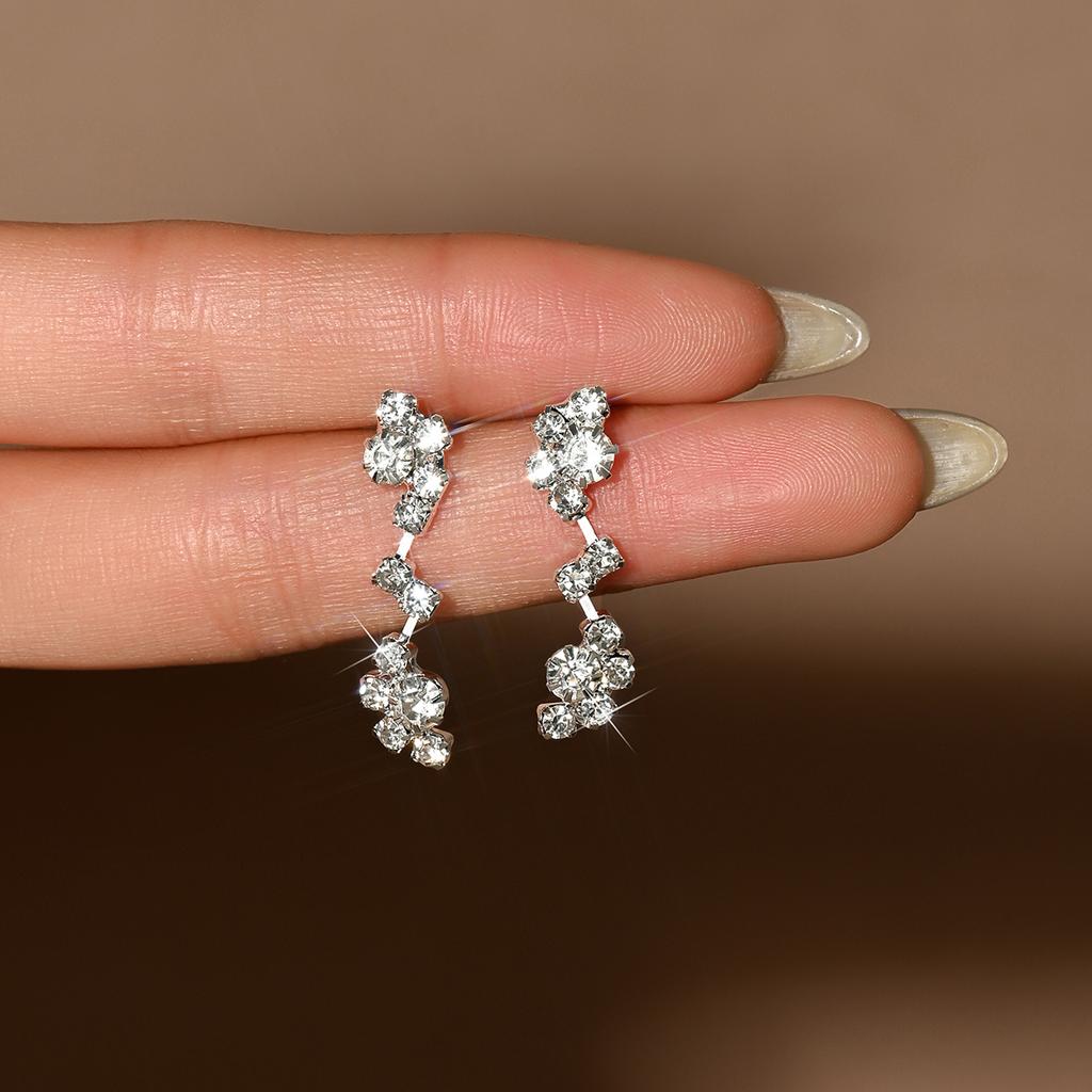 2PC Women's Fashionable Earrings and Zircon Are Suitable for Dates, Parties, Festivals, and Gifts